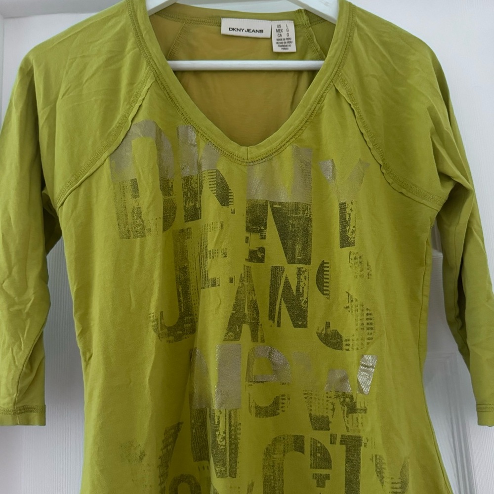 DKNY JEANS T SHIRT